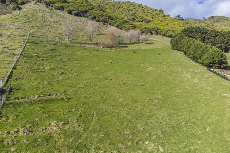 Photo of property in 251 Huia Street, Waikanae, 5391