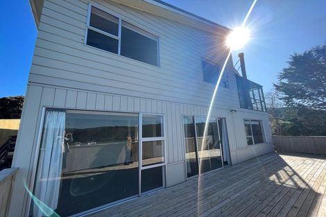 Photo of property in 9 Keel Place, Whitby, Porirua, 5024