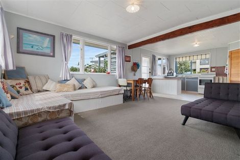 Photo of property in 609b Ocean Road, Whangamata, 3620