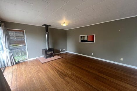 Photo of property in 7 Osmond Court, Sunnyvale, Auckland, 0612