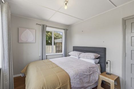 Photo of property in 10 Chard Street, Westown, New Plymouth, 4310