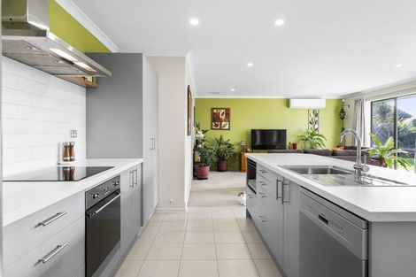 Photo of property in 20 Jasmine Place, Cambridge, 3434