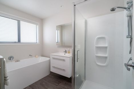 Photo of property in 48 Huka Heights Drive, Rangatira Park, Taupo, 3330