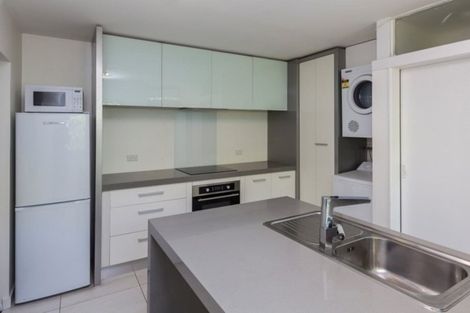 Photo of property in 94b Aikmans Road, Merivale, Christchurch, 8014