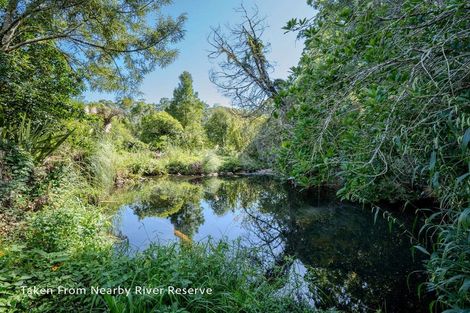 Photo of property in 11 Mandeno Drive, Kerikeri, 0230