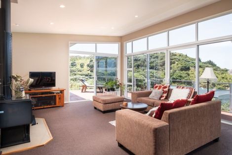 Photo of property in 30 Sirrah Street, Okitu, Gisborne, 4010