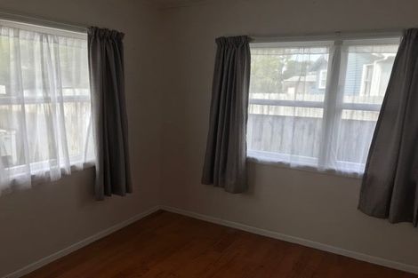 Photo of property in 1/20 O'donn Avenue, Beach Haven, Auckland, 0626