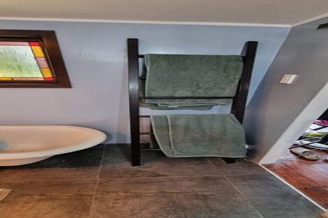 Photo of property in 150 Wirihana Road, Hawera, 4674