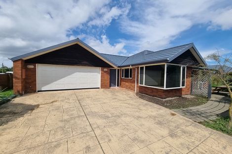 Photo of property in 393 Yaldhurst Road, Russley, Christchurch, 8042