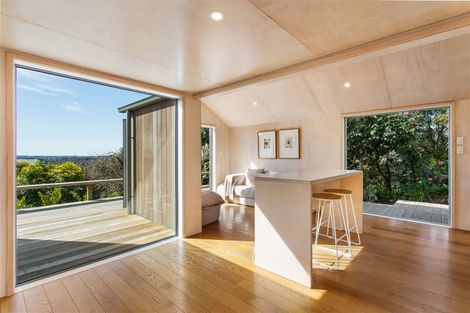 Photo of property in 11 Merlewood Avenue, Cashmere, Christchurch, 8022