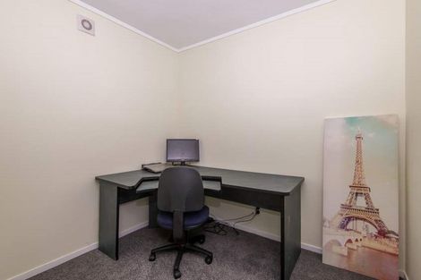 Photo of property in 20 Mason Street, New Lynn, Auckland, 0600