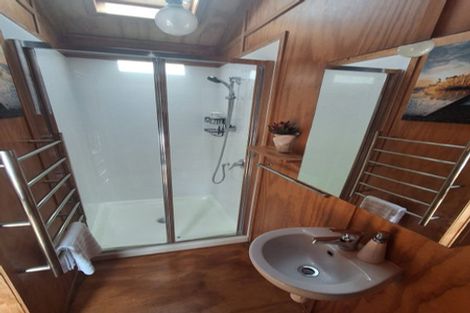 Photo of property in 60b Paetawa Road, Peka Peka, Waikanae, 5391