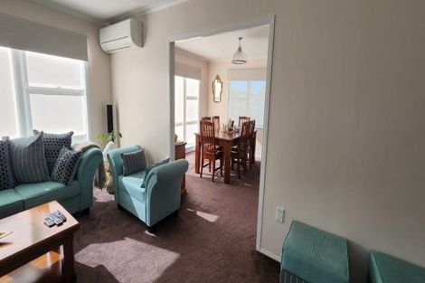 Photo of property in 79 Birdwood Avenue, Papatoetoe, Auckland, 2025