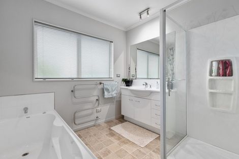 Photo of property in 5 Mountain View Road, Te Aroha, 3320