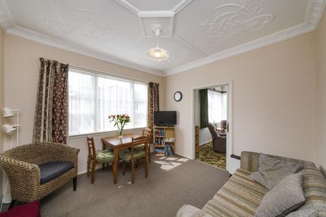 Photo of property in 2 Pastoral Lane, Hokowhitu, Palmerston North, 4410