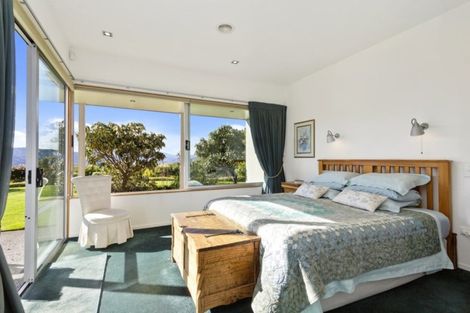 Photo of property in 33 Sylvan Way, Silverstream, Upper Hutt, 5019