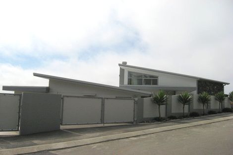 Photo of property in 4 Gazelle Lane, Redcliffs, Christchurch, 8081