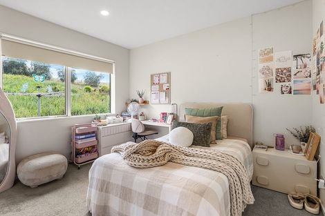 Photo of property in 15 Mcintosh Drive, Pokeno, 2471