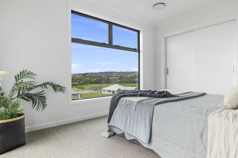 Photo of property in 9 Kahawai Place, Omokoroa, 3114