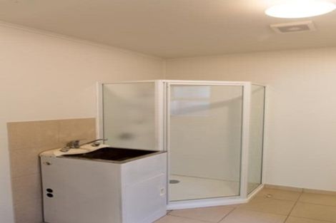 Photo of property in 1/11 Moa Road, Point Chevalier, Auckland, 1022