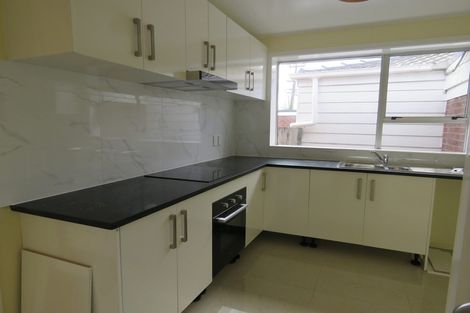 Photo of property in 393 West Coast Road, Glen Eden, Auckland, 0602