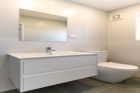 Photo of property in 11 Rangimarie Close, Opaheke, Papakura, 2113