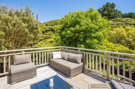 Photo of property in 17 Carvel Lane, Whitby, Porirua, 5024