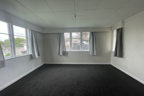 Photo of property in 10 Igloo Place, Red Hill, Papakura, 2110
