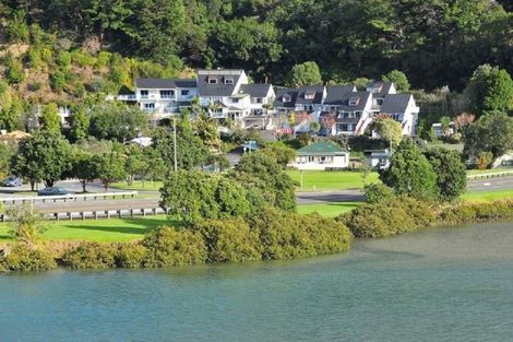 Photo of property in 2e Weranui Road, Waiwera, Orewa, 0994