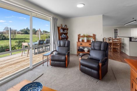 Photo of property in 32 Draffin Road, Poroti, Whangarei, 0179