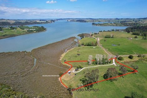 Photo of property in 41 Minnie Casey Rise, Matakohe, 0593