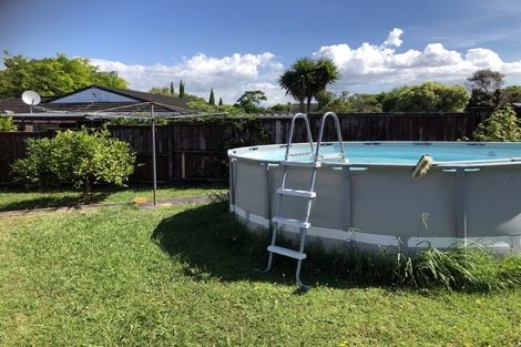 Photo of property in 61 Luton Avenue, Sunnyhills, Auckland, 2010