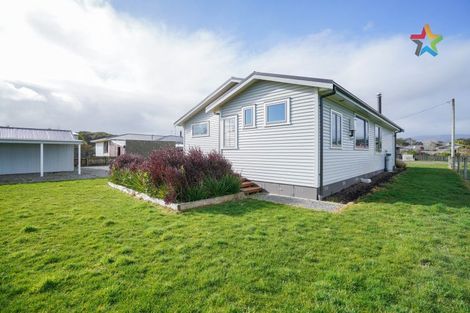 Photo of property in 8 Peace Street, Tuatapere, 9620