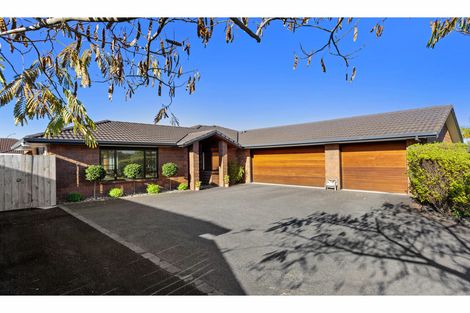 Photo of property in 12 Whitford Place, Rototuna North, Hamilton, 3210