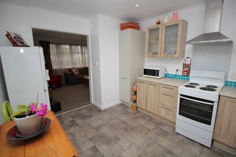 Photo of property in 3 Montgomery Place, Lansdowne, Masterton, 5810