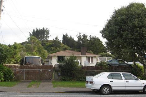 Photo of property in 36 Ruapehu Street, Paraparaumu, 5032