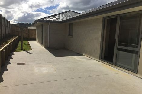 Photo of property in 6d Pyne Crescent, Pokeno, 2402