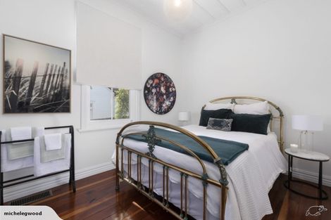 Photo of property in 1/86 Birkenhead Avenue, Birkenhead, Auckland, 0626