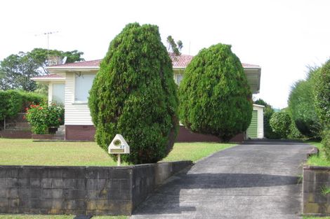 Photo of property in 27 Vera Road, Te Atatu South, Auckland, 0610