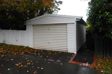Photo of property in 9 Newcombe Crescent, Karori, Wellington, 6012