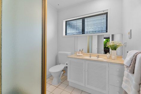 Photo of property in 1 Bolton Street, Blockhouse Bay, Auckland, 0600