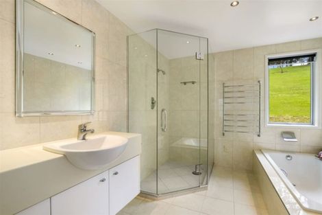 Photo of property in 288 Whitford Road, Whitford, Howick, 2571