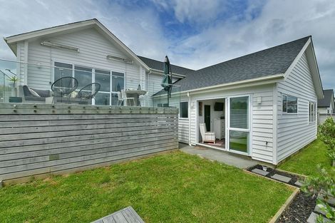 Photo of property in 9 Kaipuke Crescent, Gulf Harbour, Whangaparaoa, 0930