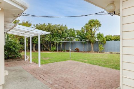 Photo of property in 30 Battersea Place, Roslyn, Palmerston North, 4414