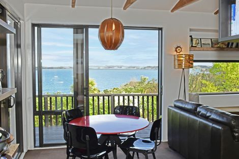 Photo of property in 9 Wonderview Road, Leigh, 0985