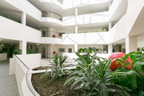 Photo of property in Stadium Garden Flats, 314/107 Thorndon Quay, Pipitea, Wellington, 6011