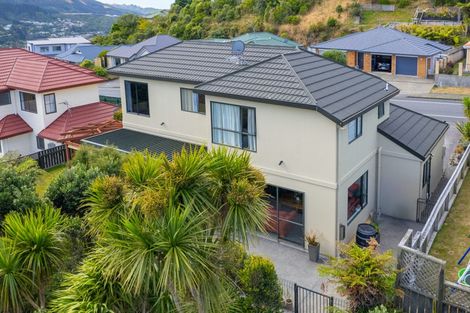 Photo of property in 138 Woodman Drive, Tawa, Wellington, 5028