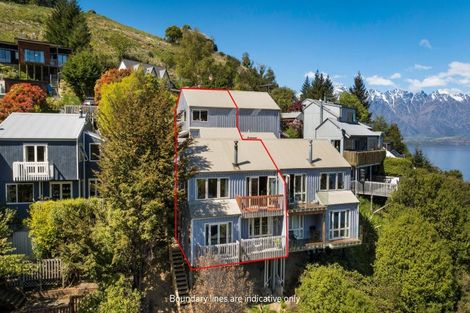 Photo of property in 32b Mackinnon Terrace, Sunshine Bay, Queenstown, 9300