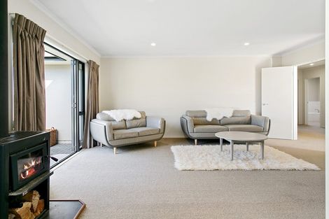 Photo of property in 29 Acacia Bay Road, Nukuhau, Taupo, 3330