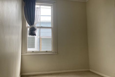 Photo of property in 68 Thompson Street, Mount Cook, Wellington, 6011